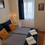 Balcony With View Graca Free Parking Daire Lisboa