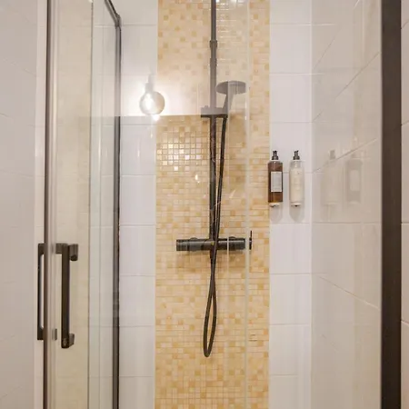 公寓 Balcony With View Graca Free Parking *