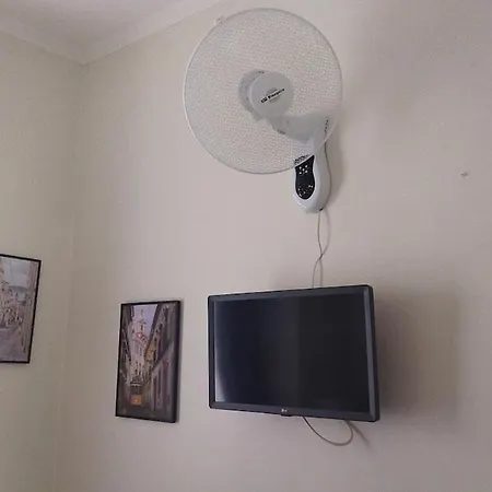 27 A Graca, Free Private Parking And Balcony Apartment *