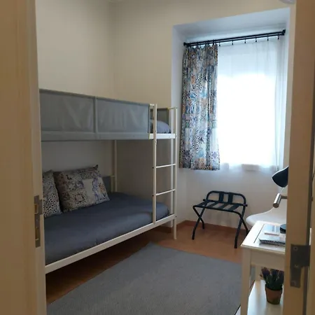 27 A Graca, Free Private Parking And Balcony Apartment Lisbon