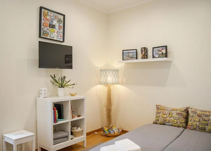 Appartement 27 A Graça Cozy With Balcony&free Parking Lisboa