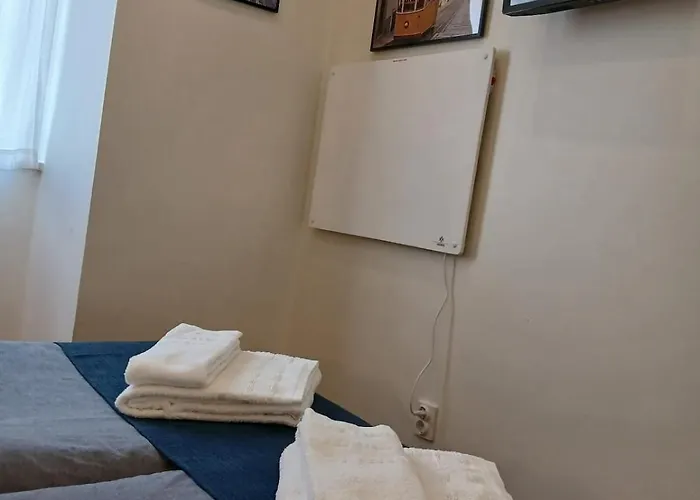 Balcony With View Graca Free Parking Lisboa